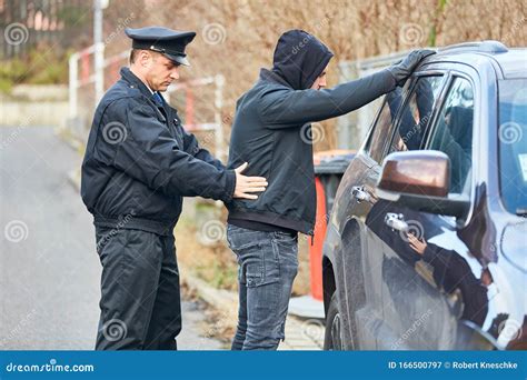 'police officers' Search .